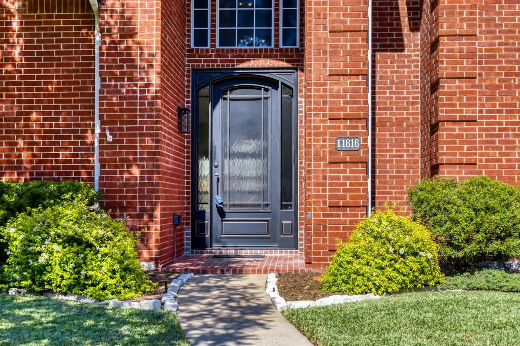 11616 Meridian Drive