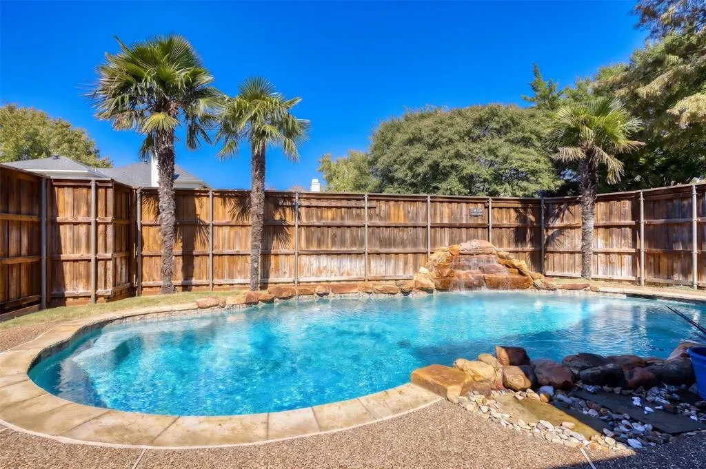 11616 Meridian Drive