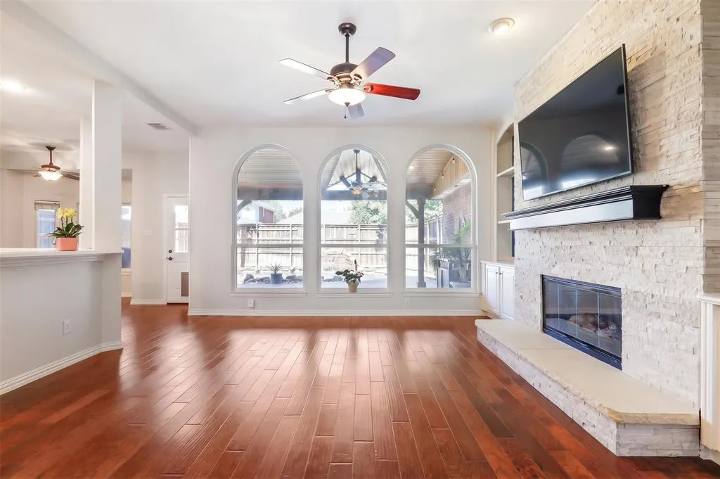 11616 Meridian Drive