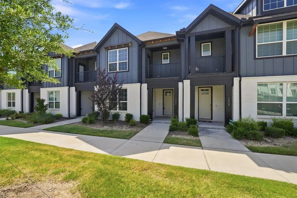 1652 Jessica Drive