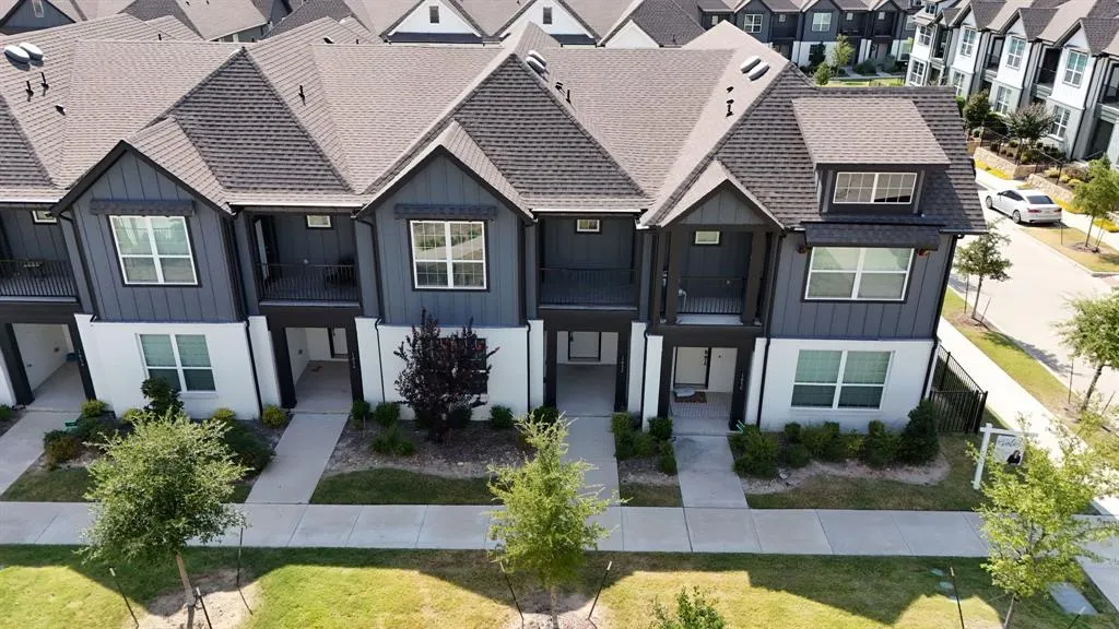 1652 Jessica Drive