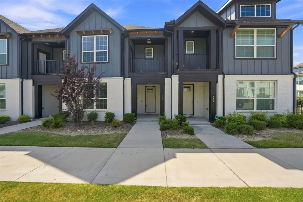 1652 Jessica Drive
