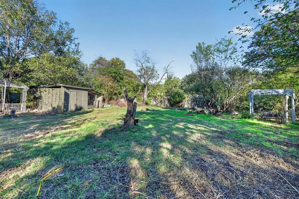 2928 Delaware Trail