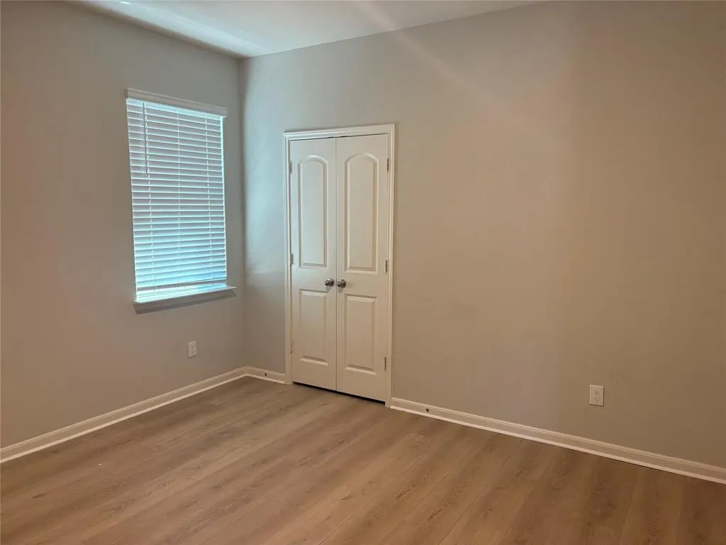 2013 Emma Court