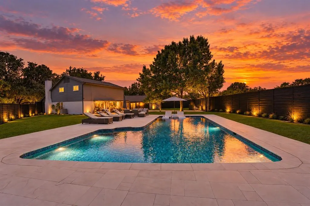 1635 Aurora Drive