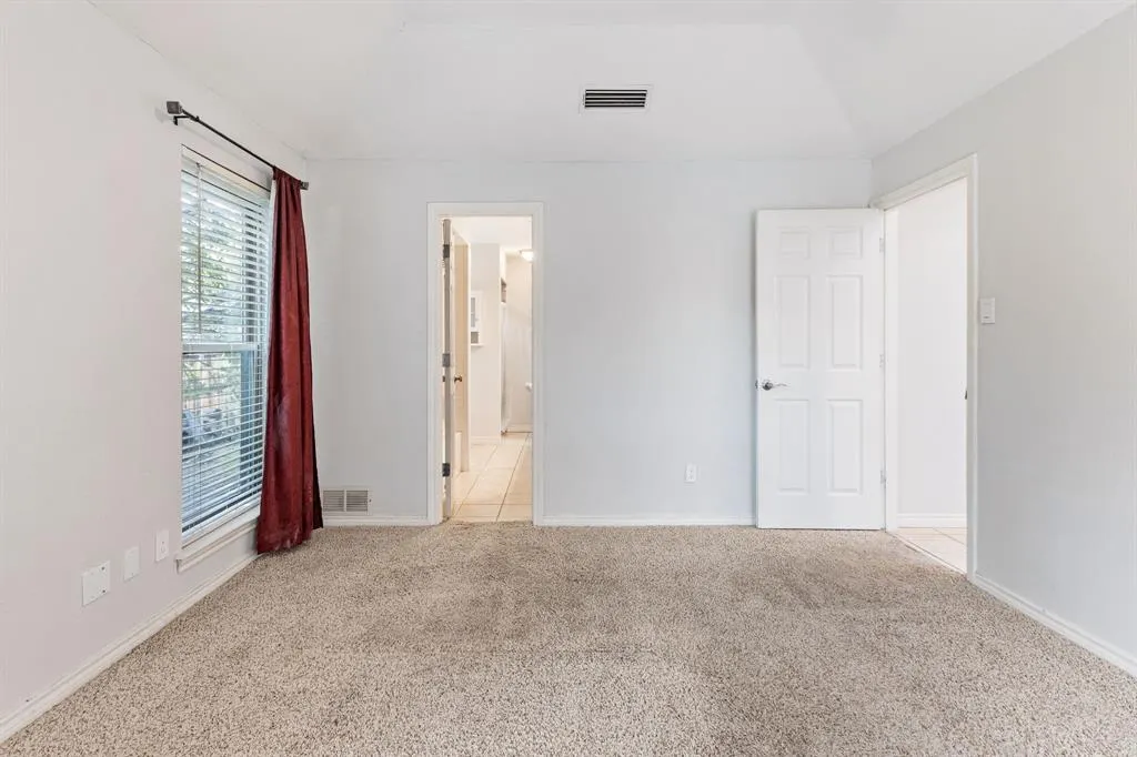 812 Saint Paul Court