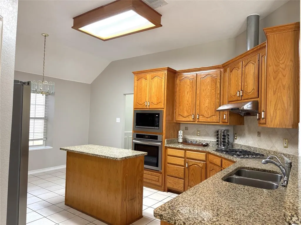 1419 Glendover Drive