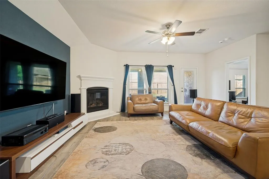 3215 Texas Trail