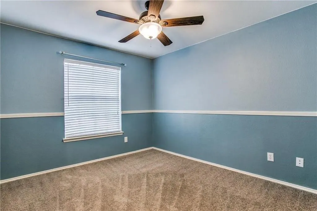 208 N Arbor Ridge Drive