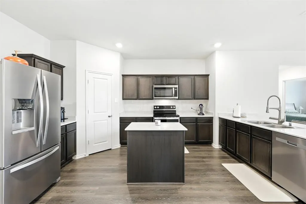 2116 Rosemary Way