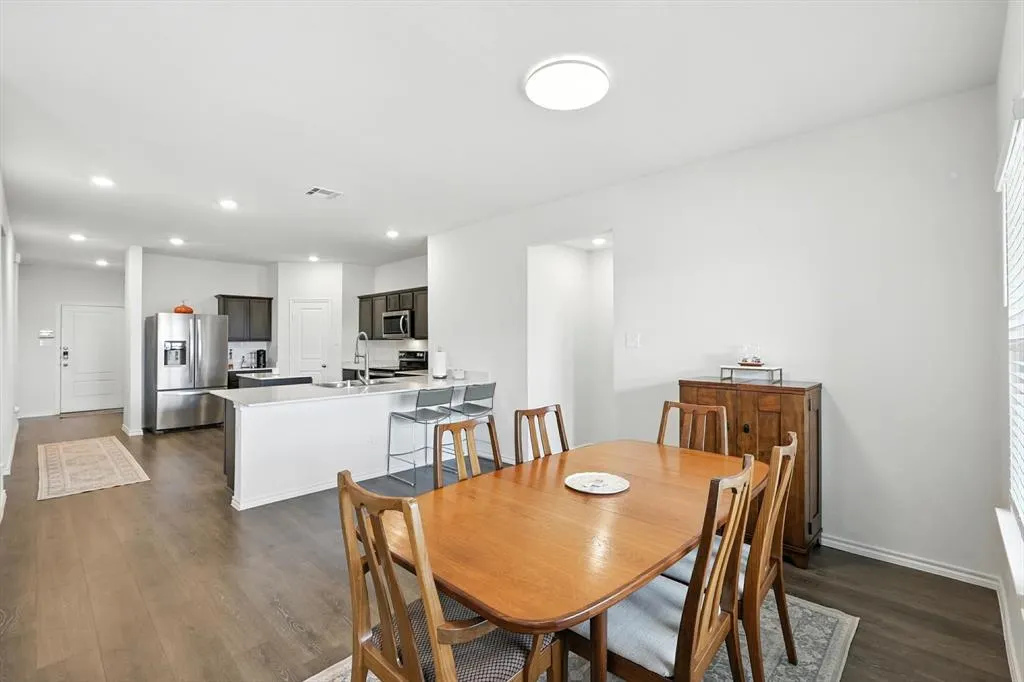 2116 Rosemary Way