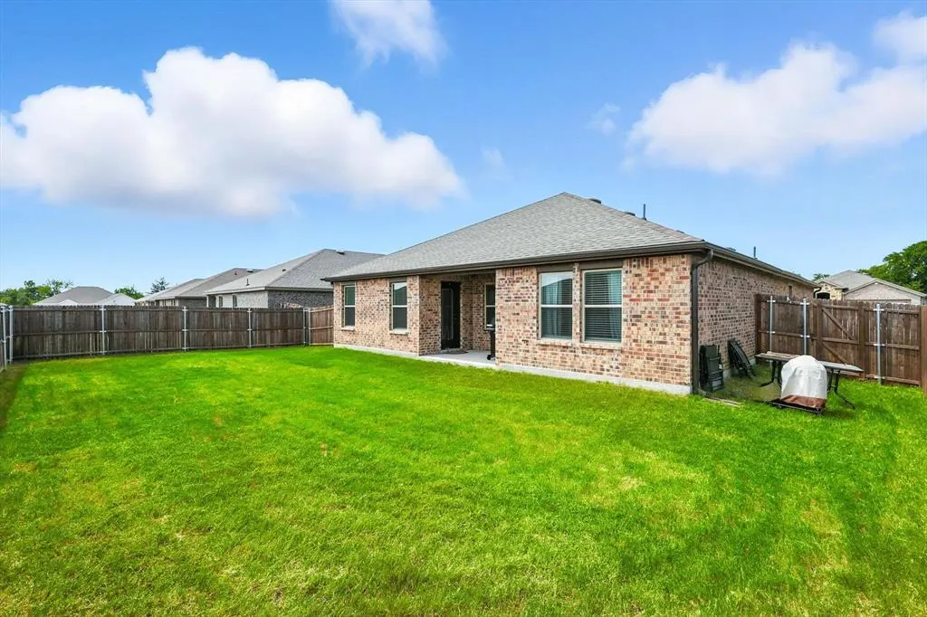 2116 Rosemary Way