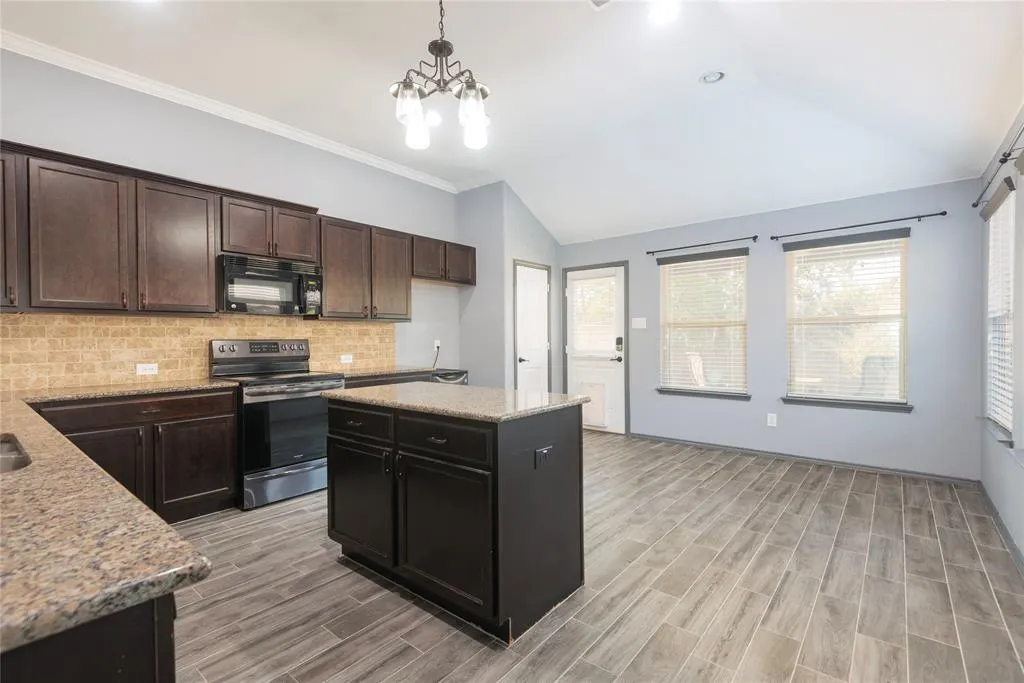 8309 Black Hills Trail