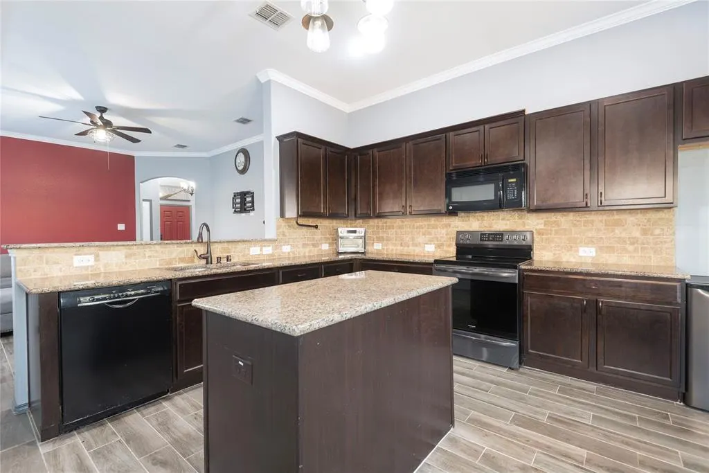 8309 Black Hills Trail