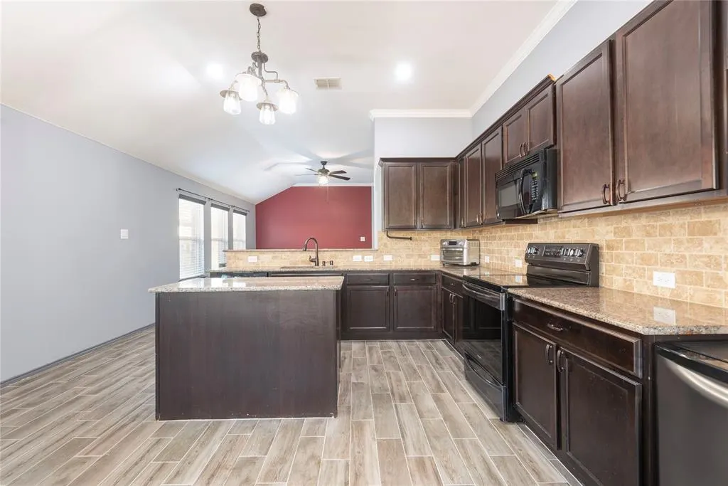 8309 Black Hills Trail