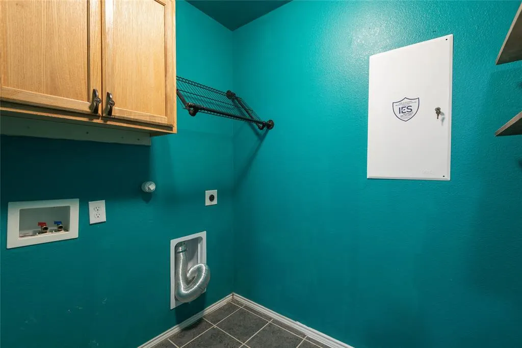 8309 Black Hills Trail