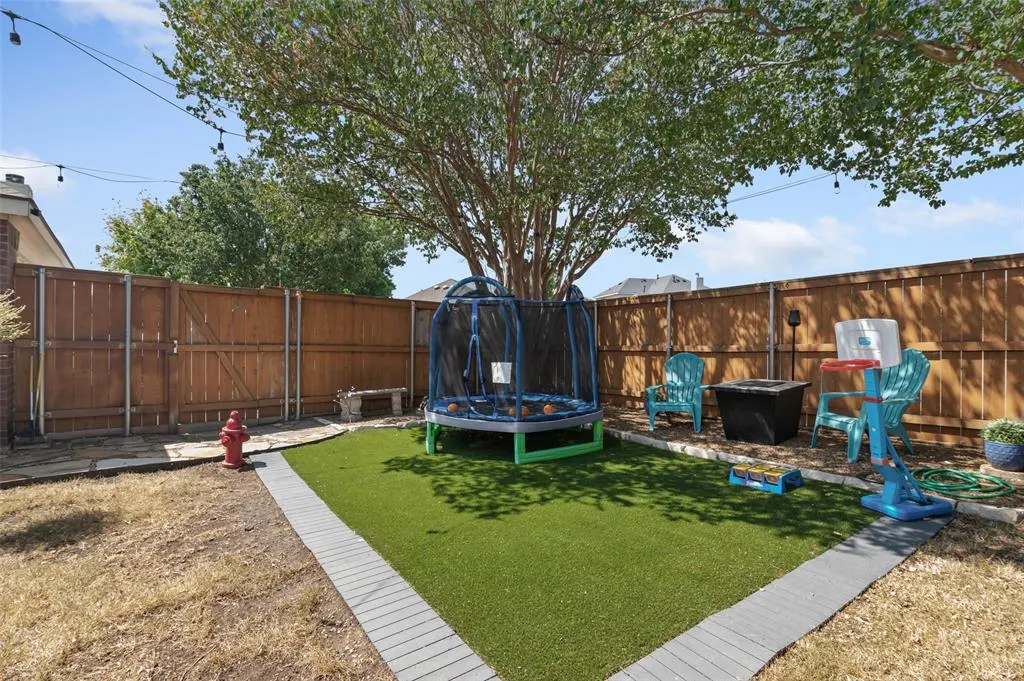 307 Trailwood Drive
