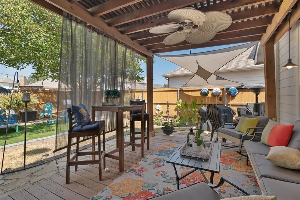 307 Trailwood Drive