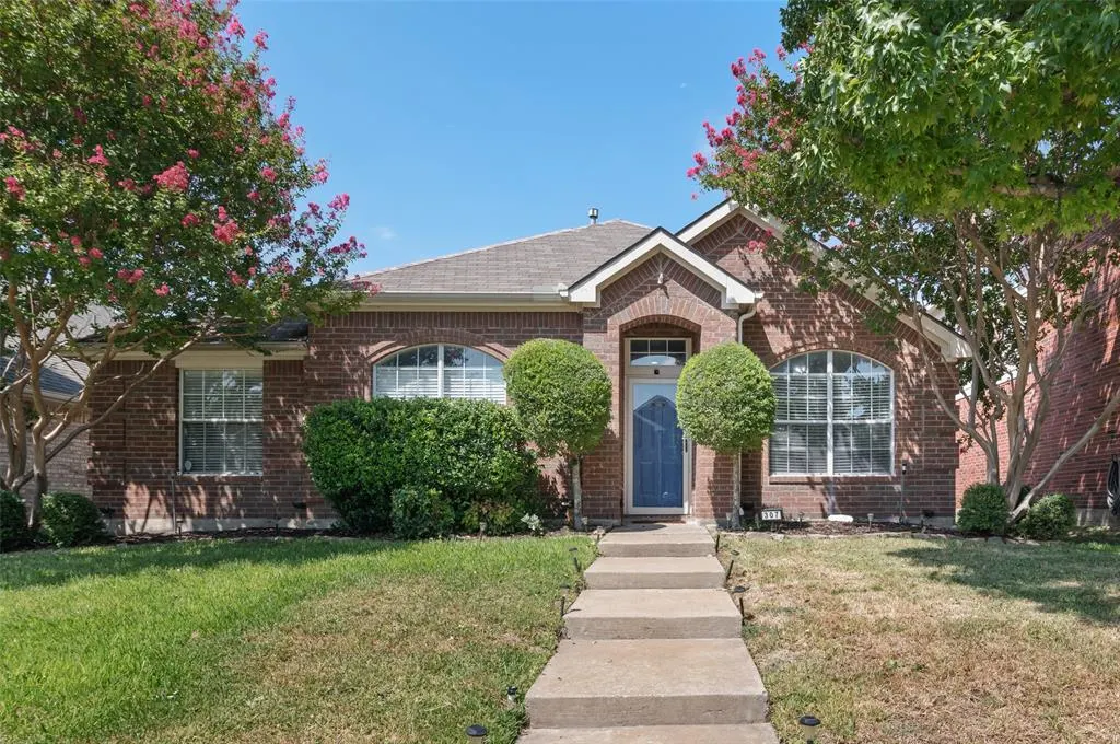 307 Trailwood Drive
