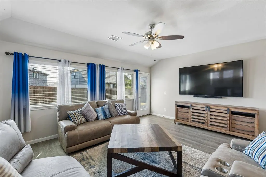 1105 Mapleton Drive