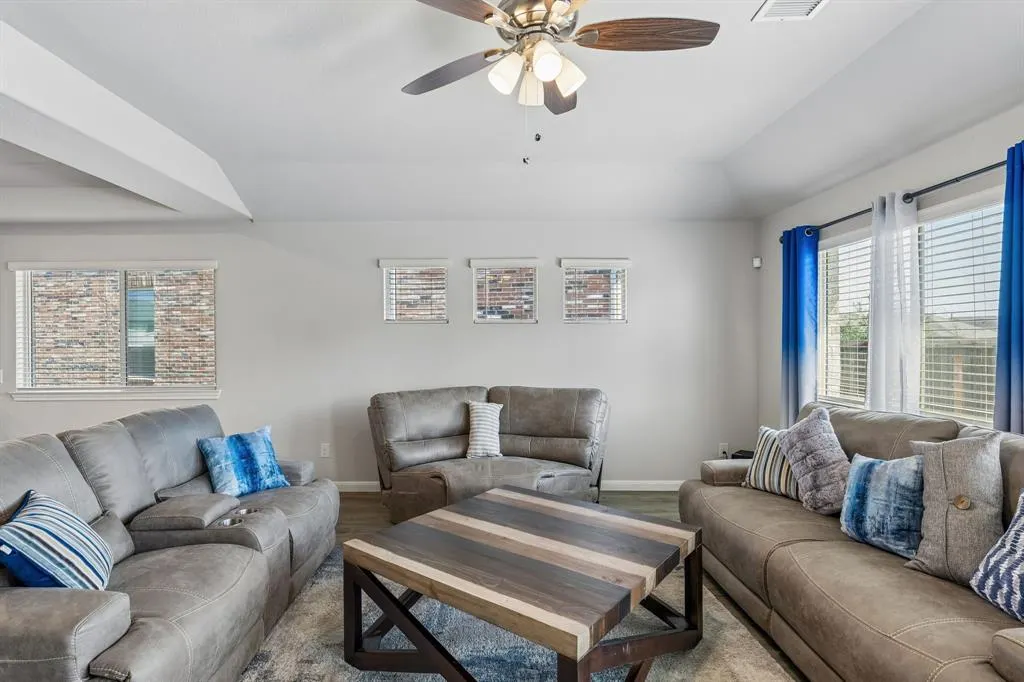 1105 Mapleton Drive