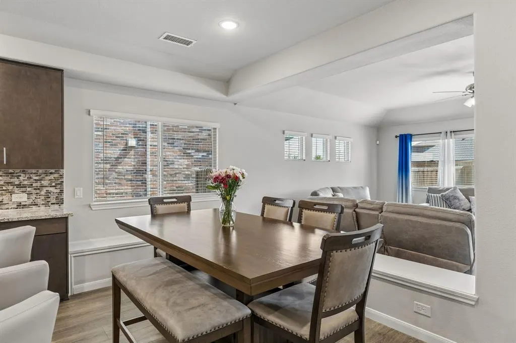 1105 Mapleton Drive