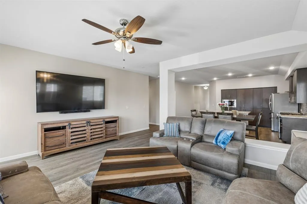 1105 Mapleton Drive