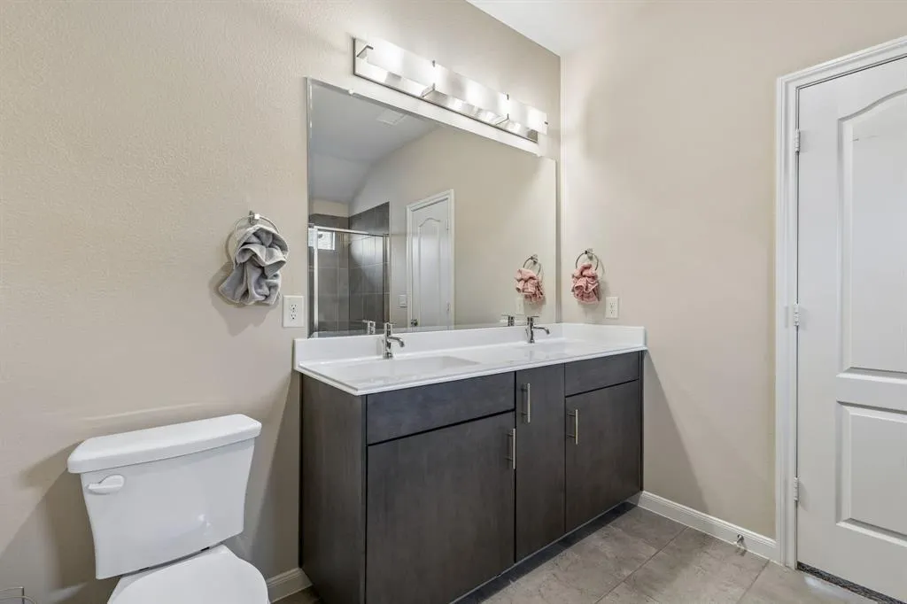 1105 Mapleton Drive