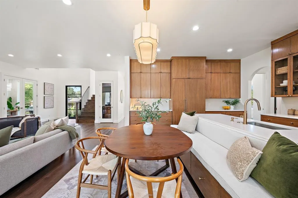 503 Arrowhead Drive