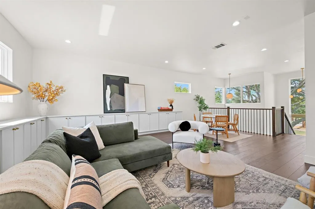 503 Arrowhead Drive