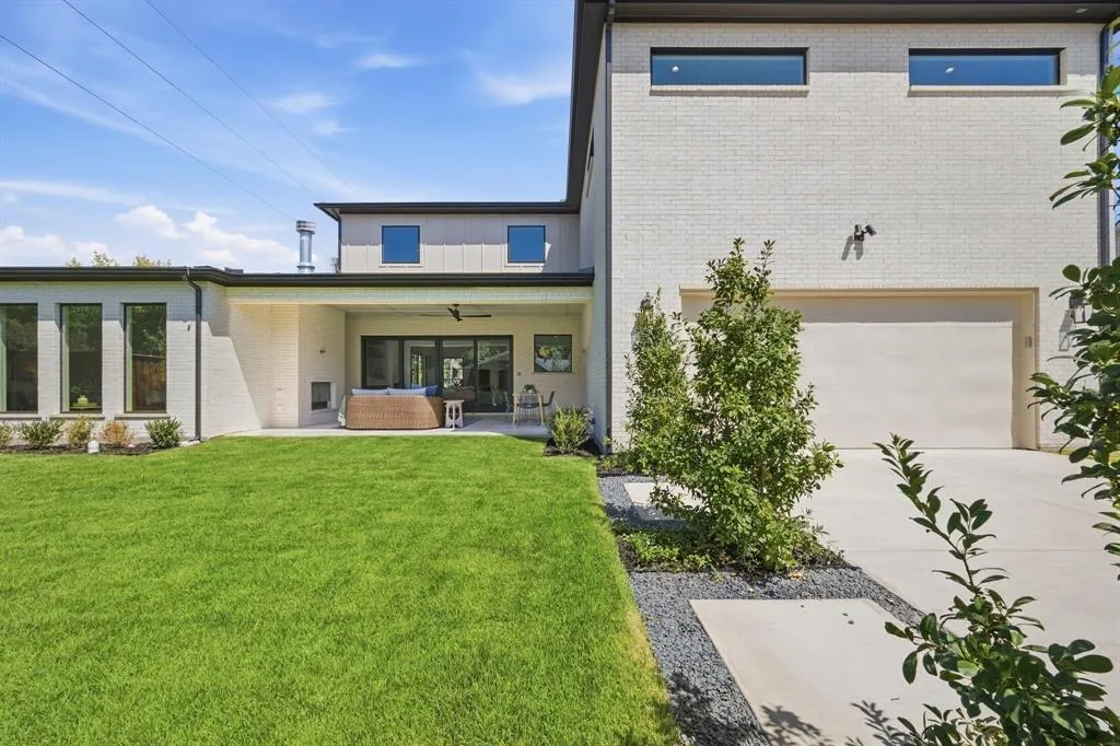 503 Arrowhead Drive