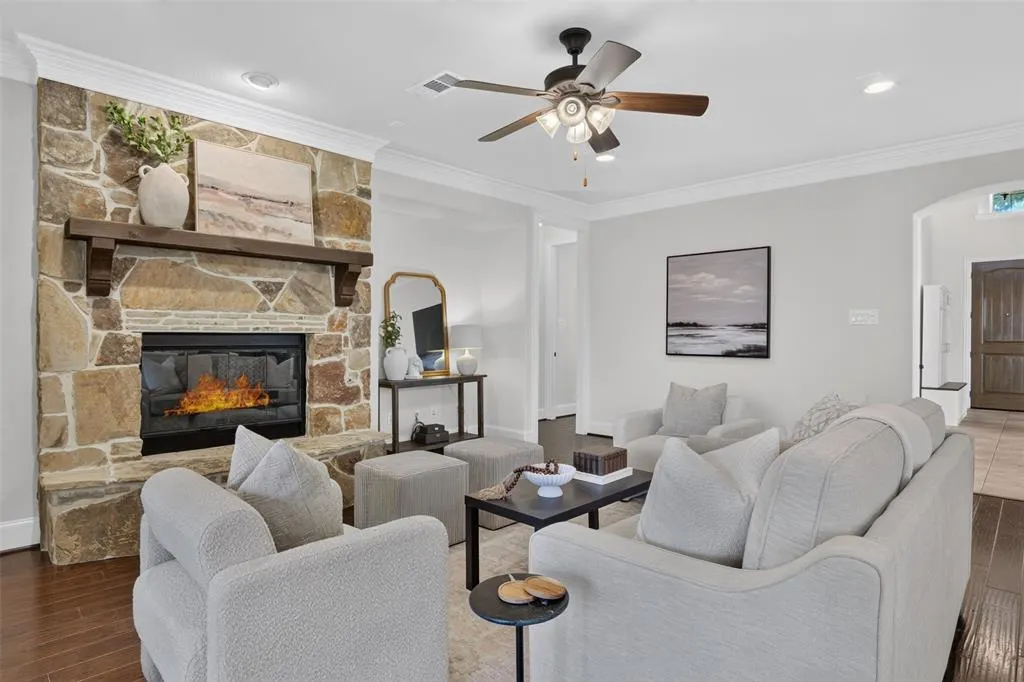 842 Sun Meadow Road