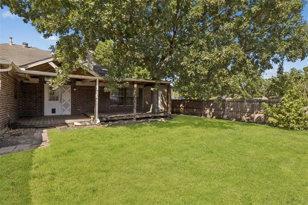 728 Lauren Way