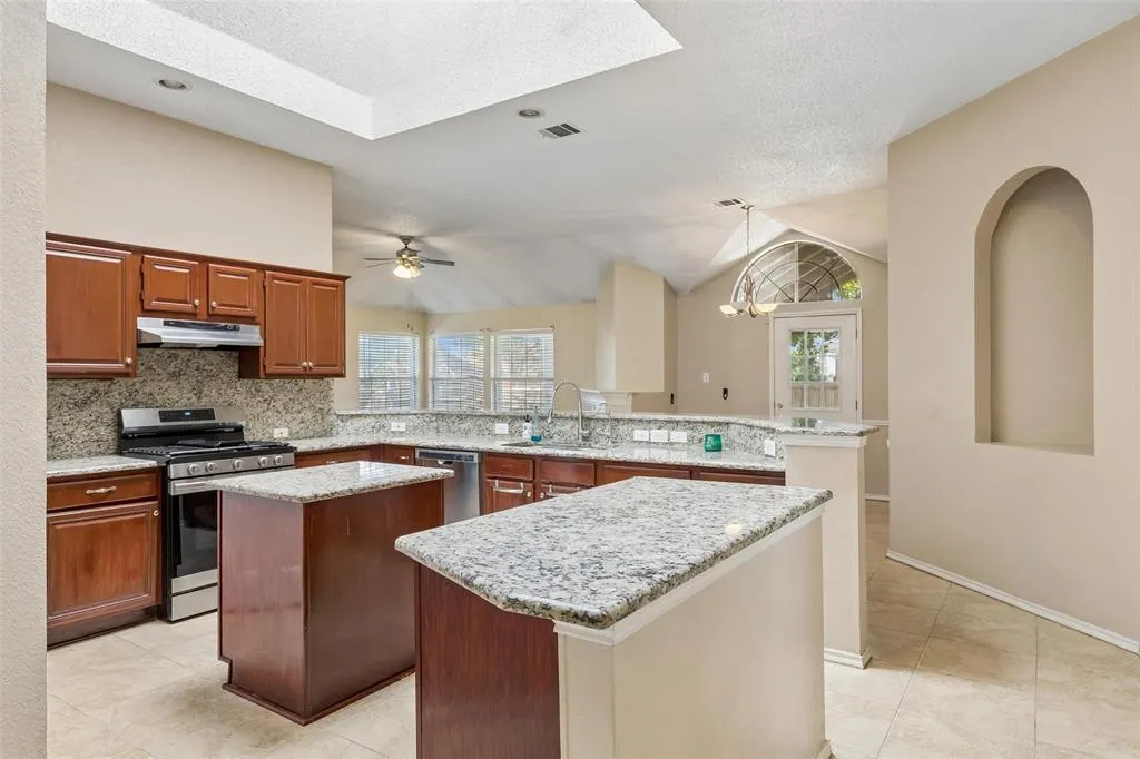 728 Lauren Way