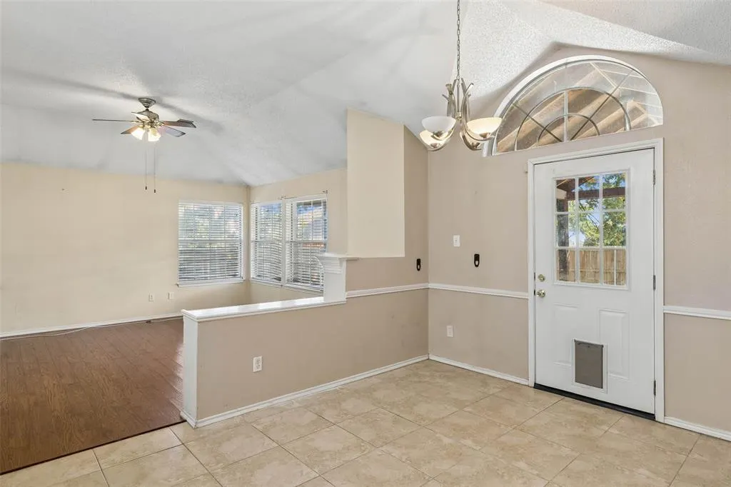 728 Lauren Way