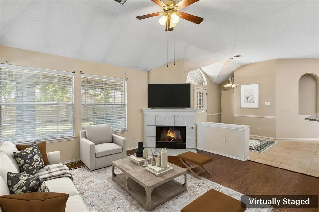 728 Lauren Way