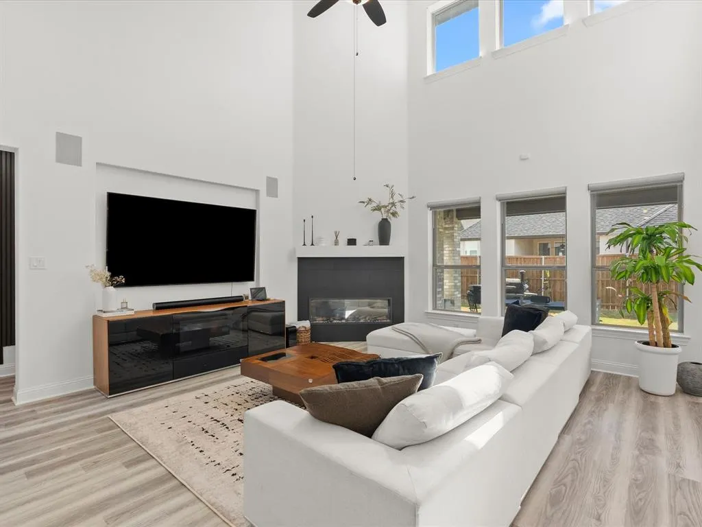 4009 Horsemint Road