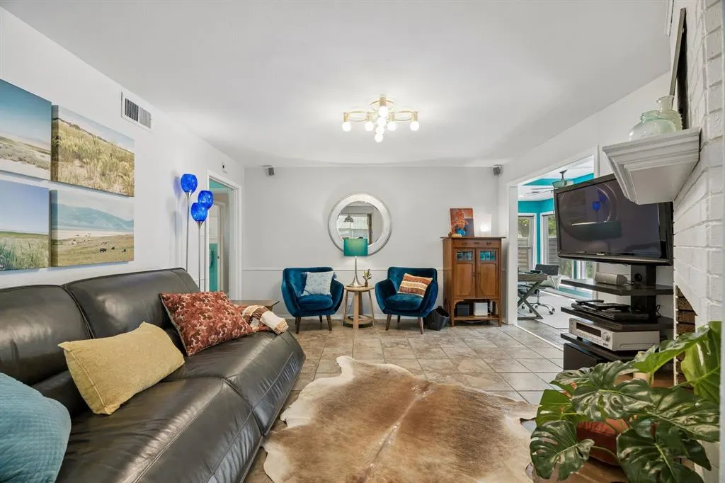 1209 Spruce Drive