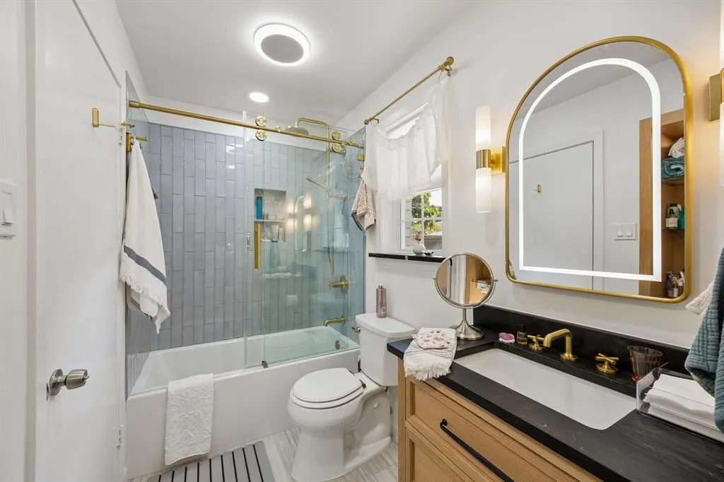 1209 Spruce Drive