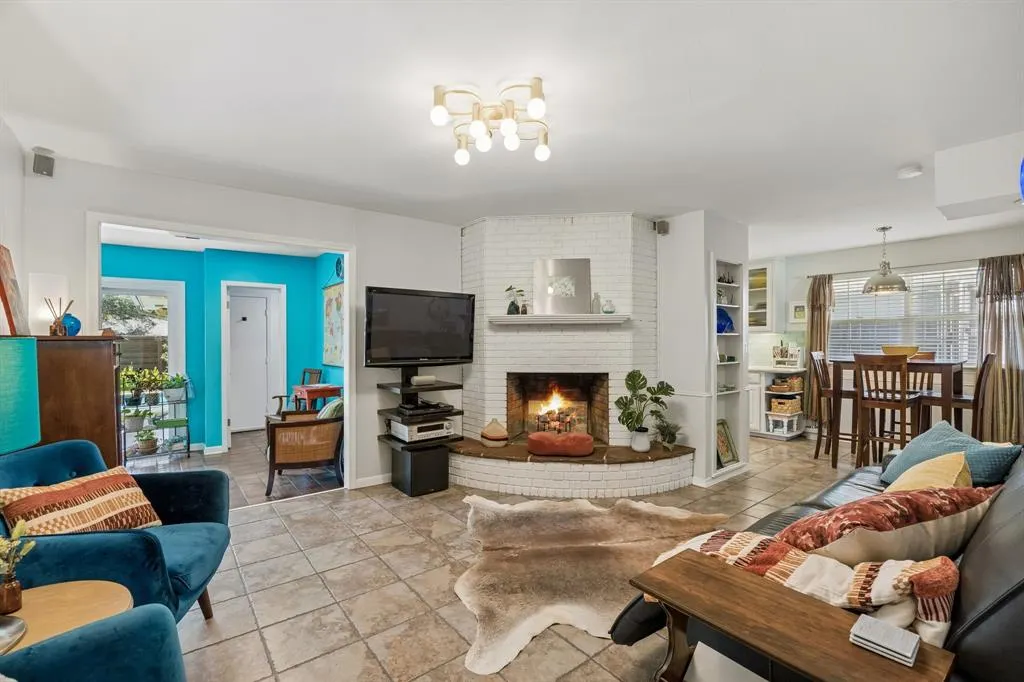 1209 Spruce Drive