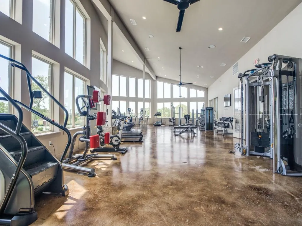 2076 Barx Drive