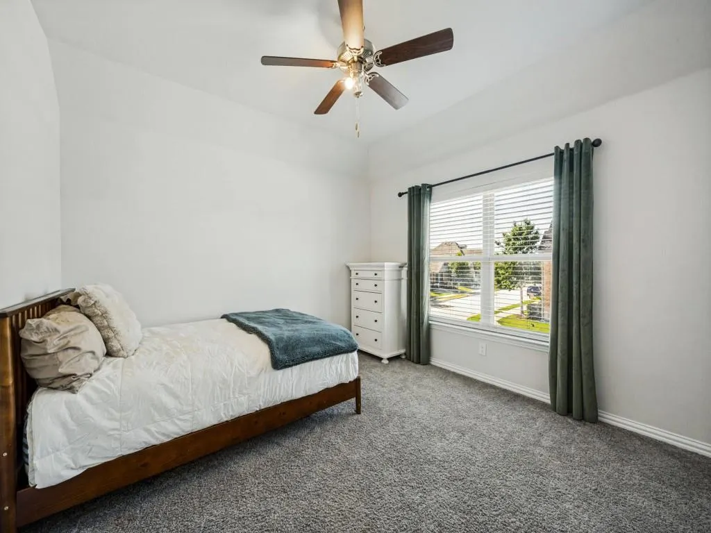 2076 Barx Drive