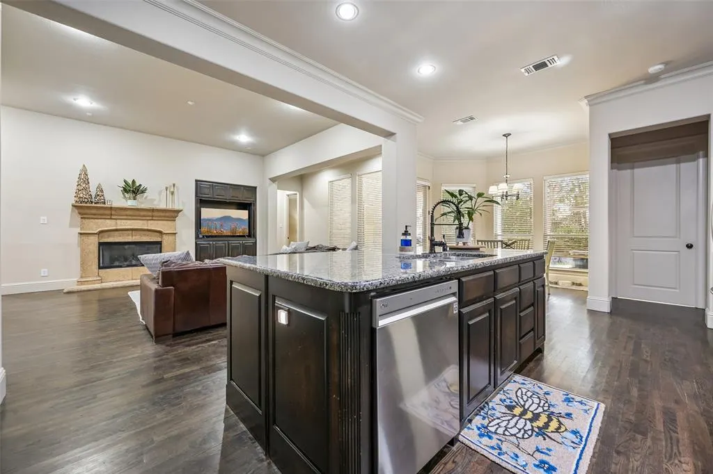 840 Butchart Drive