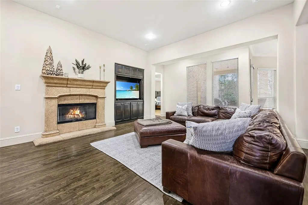 840 Butchart Drive