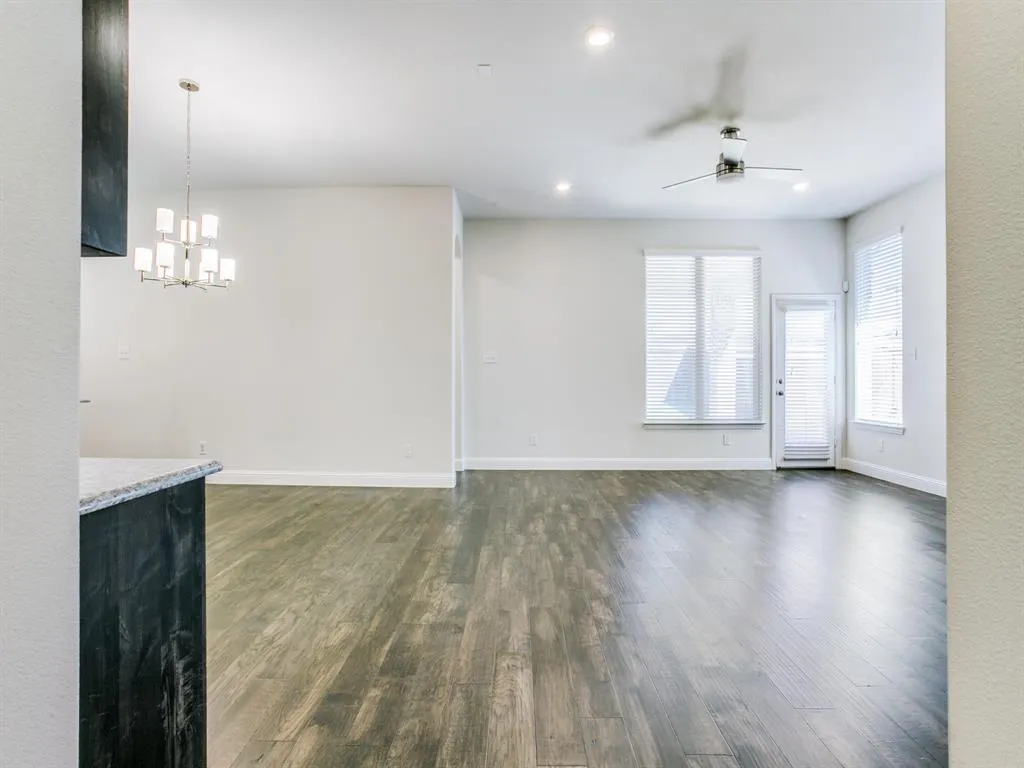 2215 Yorktown Drive