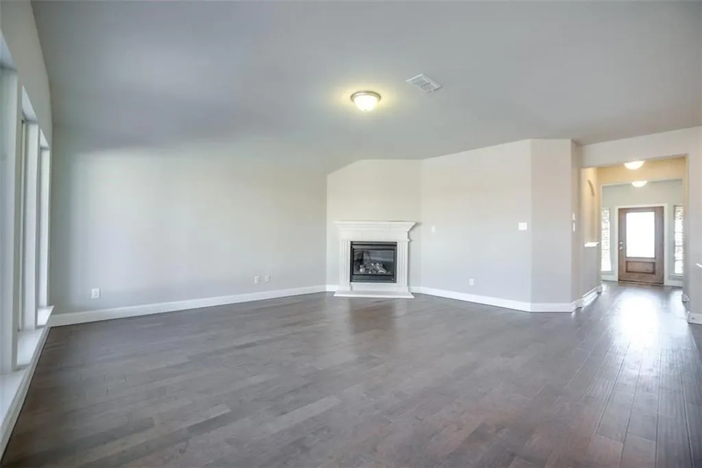 1729 Ridge Creek Lane
