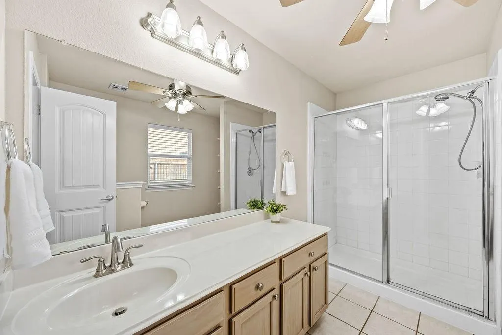 3819 Wolf Creek Lane