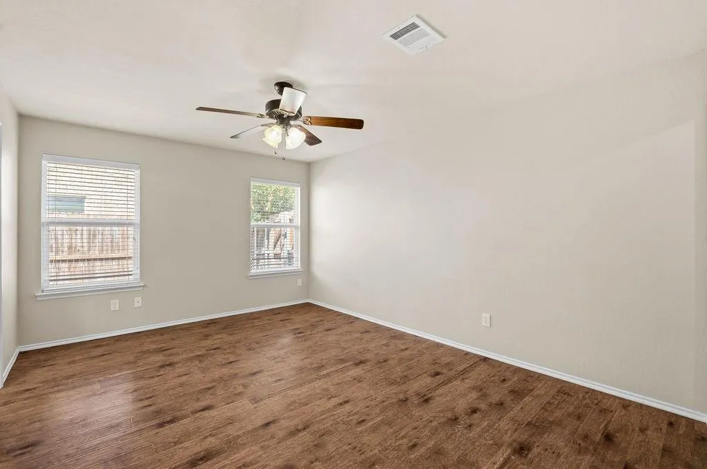 3819 Wolf Creek Lane