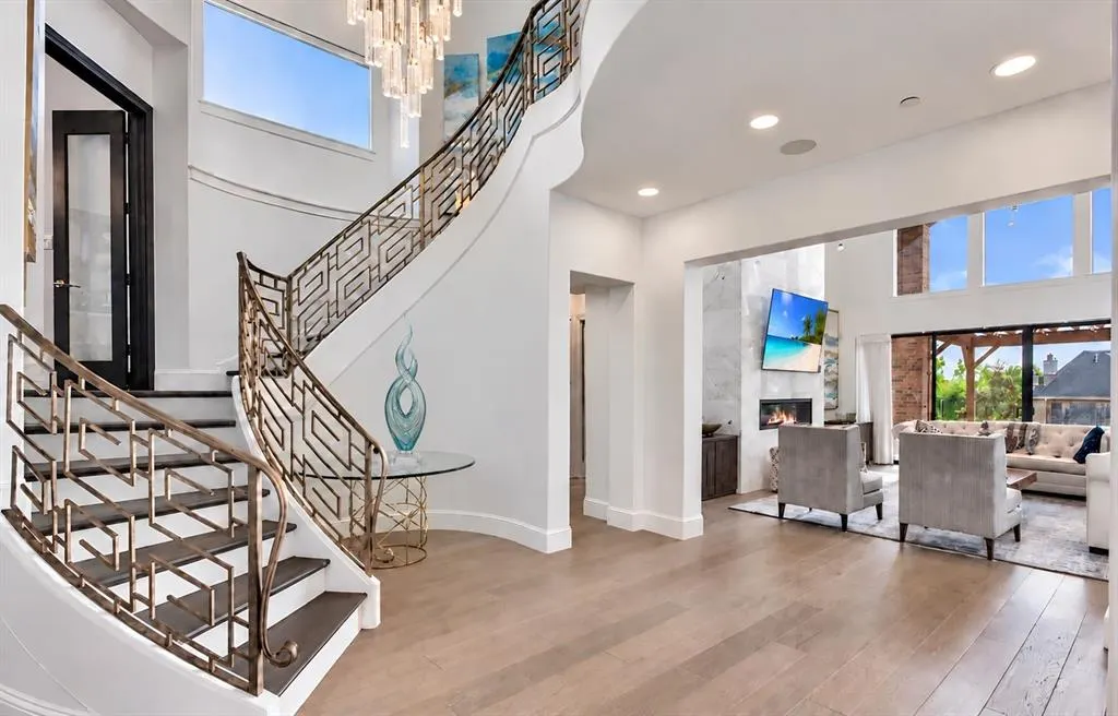 818 Brett Drive