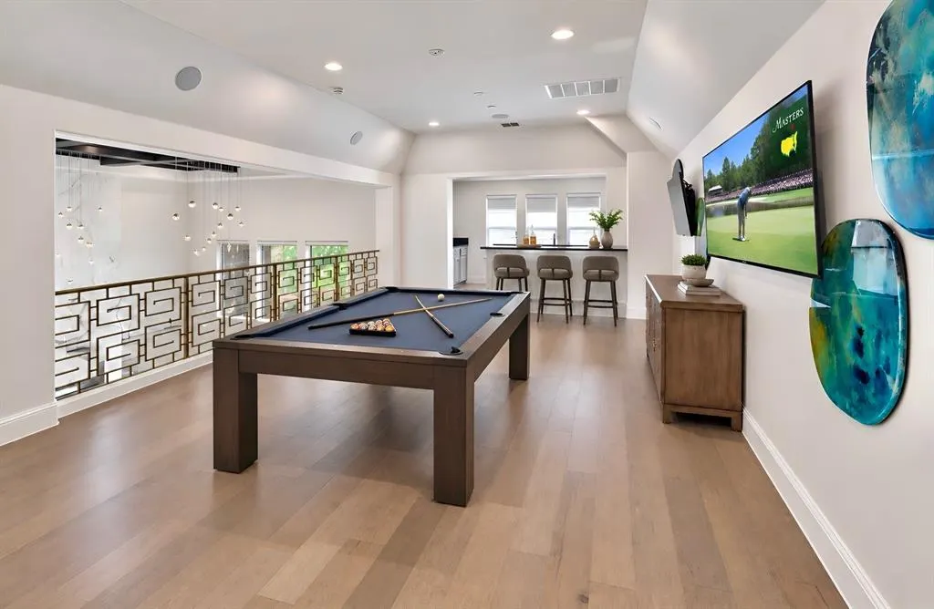 818 Brett Drive